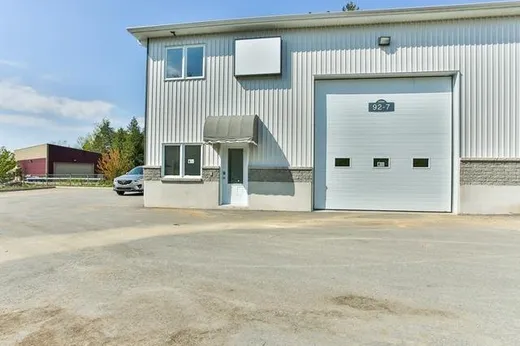 Bâtiment Industriel à vendre - 92 Ch. Industriel, L'Ange-Gardien-Ouest, J8L0A9