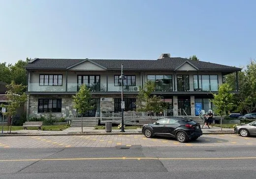Edifice à Bureaux à vendre - 445-447 Boul. Beaconsfield, Beaconsfield, H9W4C2