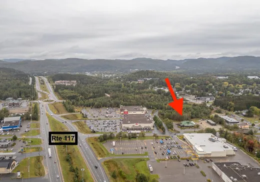 Commercial Property for Sale - 435 Rue des Pionniers, Mont-Tremblant, J8E 2S1