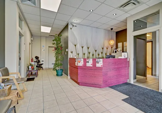 Propriété commerciale à vendre - 150 - 156 Rue Antoinette-Robidoux, Longueuil, J4J 2V3