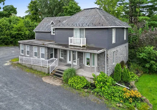 Propriété commerciale à vendre - 1105 Rue du Sud, Cowansville, J2K 2Y7