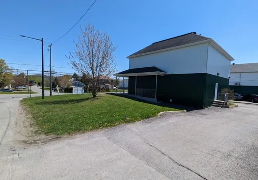 Propriété commerciale à vendre - 1540 Av. du Lac-St-Charles, Lac-St-Charles, G3G 2W3