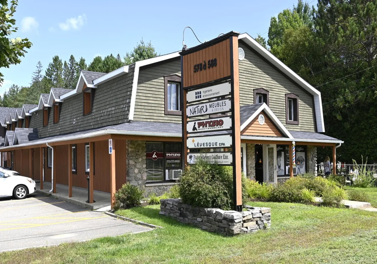 Propriété commerciale à vendre - 578 - 588 Rue de St-Jovite, Mont-Tremblant, J8E 2Z9