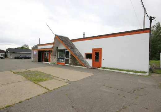 Propriété commerciale à vendre - 5452 Boul. des Hêtres, Shawinigan, G9N 4W1