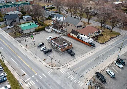 Propriété commerciale à vendre - 6975 Boul. Laframboise, Saint-Hyacinthe, J2R 1C1