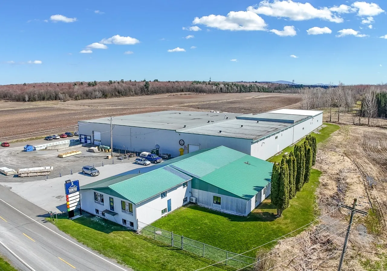 Bâtiment Industriel à vendre - 102 5e rang de Milton, Saint-Hyacinthe, J0E 1Z0