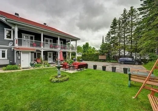 Propriété commerciale à vendre - 225 - 229 Av. du Lac, St-Donat-De-Montcalm, J0T 2C0