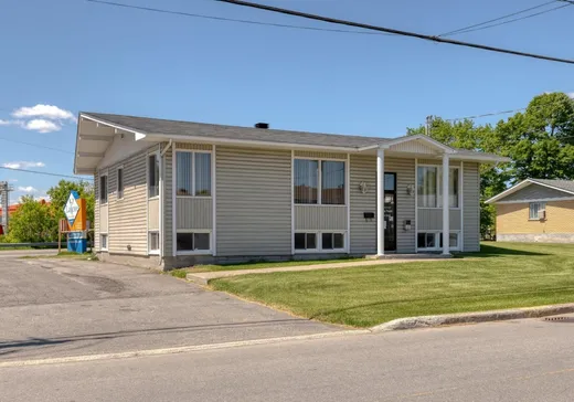 Propriété commerciale à vendre - 610 Rue Principale, St-Thomas-De-Joliette, J0K 3L0