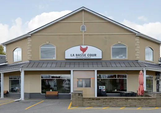 Propriété commerciale à vendre - 70 Route 338, Les Coteaux, J7X1A2