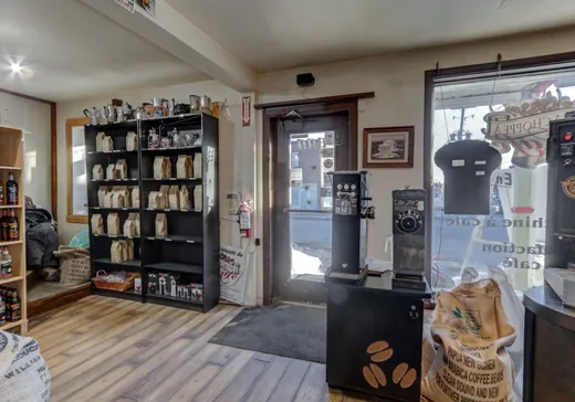 Propriété commerciale à vendre - 690 Rue St-Georges (Lafontaine), Saint-Jérôme, J7Z 5C6