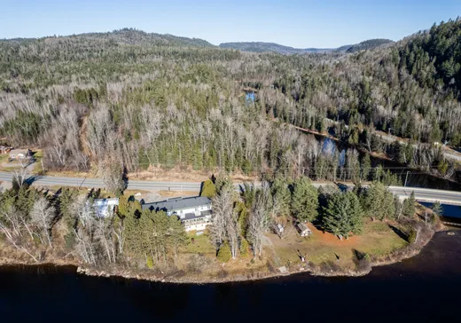 Propriété commerciale à vendre - 2525 Route Ducharme, Saint-Roch-de-Mékinac, G0X 2E0