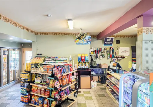 Propriété commerciale à vendre - 354 Rue Brunelle, Beloeil, J3G 2M8