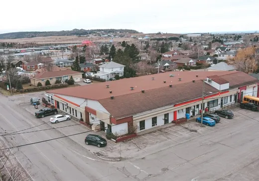 Propriété commerciale à vendre - 30 Av. des Fusiliers E., Mont-Joli, G5H3P6