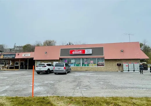 Propriété commerciale à vendre - 598 Route 138, Neuville, G0A2R0
