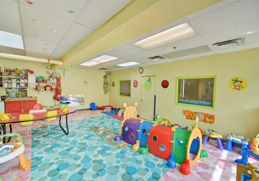 Propriété commerciale à vendre - 10151 Boul. St-Laurent, Montréal (Ahuntsic/Cartierville), H3L2N5