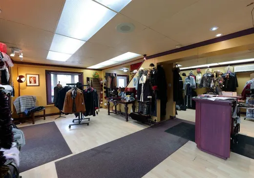 Propriété commerciale à vendre - 471 Boul. Albiny-Paquette, Mont-Laurier, J9L 1K8