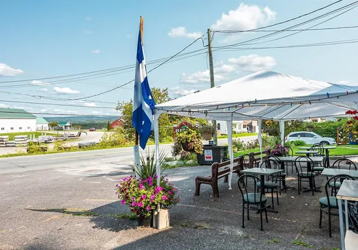Propriété commerciale à vendre - 121Z-125Z Rue Principale O., Sainte-Anne-de-la-Rochelle, J0E 2B0