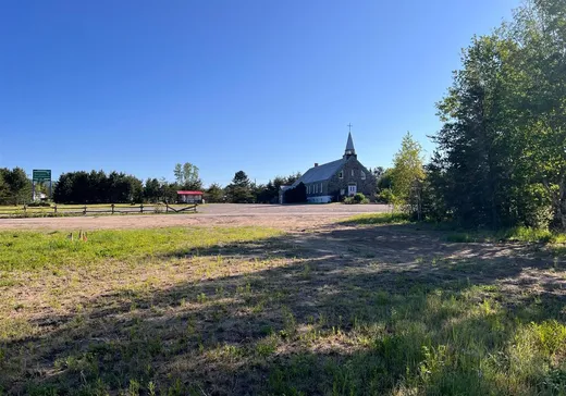 Commercial Property for Sale - 7 Rue de l'Église, La Tuque, G9X 0A7