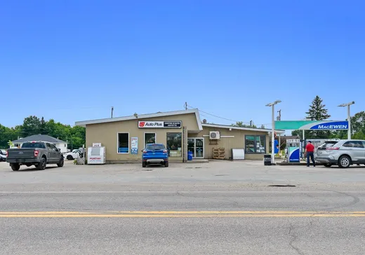 Propriété commerciale à vendre - 219 Rue Principale, Mansfield-et-Pontefract, J0X 1R0