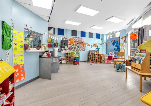 Commercial Condo for Sale - 1375 Av. Laurier E., Montreal (Plateau-Mont-Royal), H2J 1H6