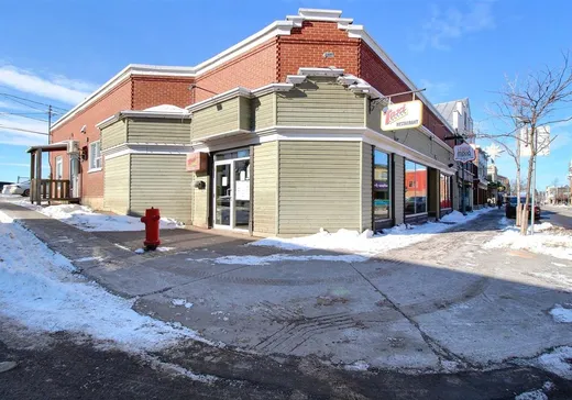 Propriété commerciale à vendre - 400-402 Rue LaFontaine, Rivière-du-Loup, G5R3B4