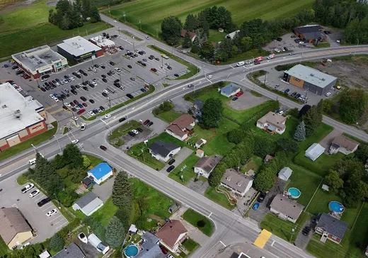 Commercial Property for Sale - 626 Mtée Masson, Saint-Jérôme, J5J 2P6