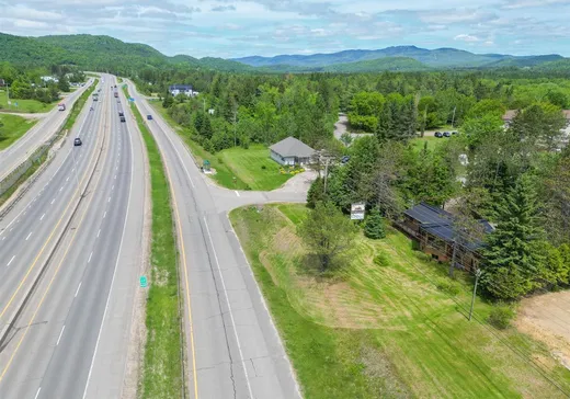 Propriété commerciale à vendre - 1440 Route 117, Mont-Tremblant, J8E 2X8