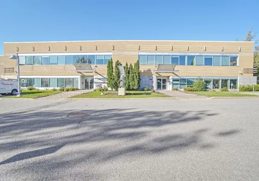 Propriété commerciale à vendre - 7200 Rue Frederick-Banting, Montréal (Saint-Laurent), H4S 2A1