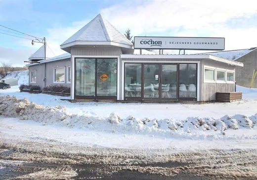 Propriété commerciale à vendre - 1185 Rue Principale, Pohénégamook, G0L1J0