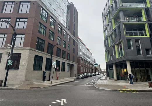 Propriété commerciale à vendre - 111 Boul. Robert-Bourassa, Montréal (Vieux-Montréal), H3C 2M1