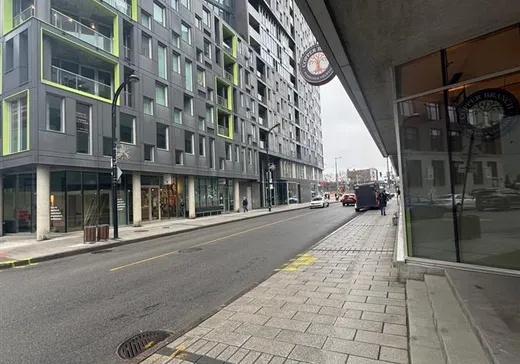 Propriété commerciale à vendre - 111 Boul. Robert-Bourassa, Montréal (Vieux-Montréal), H3C 2M1
