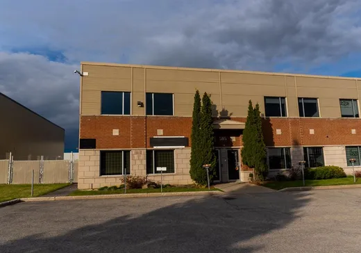 Propriété commerciale à vendre - 505 Rue Fernand-Poitras, Terrebonne, J6Y1Y5