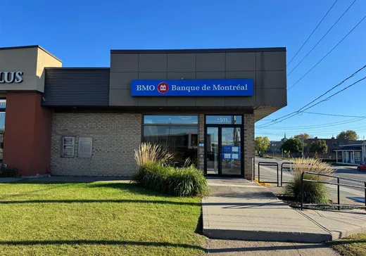 Propriété commerciale à vendre - 511 Boul. des Laurentides, Saint-Jérôme, J7Z 4L9