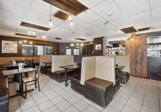Condo Commercial à vendre - 19 Rue Blainville O., Sainte-Thérèse, J7E 5R9