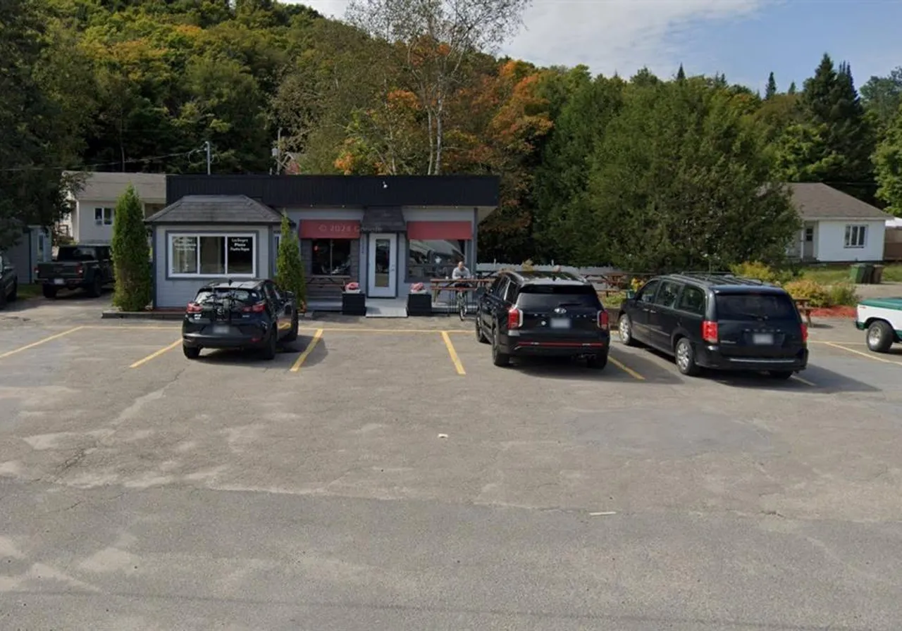 Propriété commerciale à vendre - 1324 Route 117, Val David, J0T 2N0