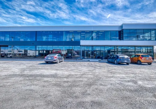 Propriété commerciale à vendre - 1052 Rue des Forges, Terrebonne, J6Y0P6