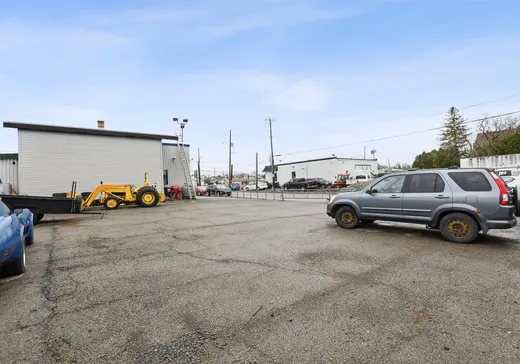Propriété commerciale à vendre - 13978 Boul. du Curé-Labelle, Mirabel, J7J 1L4