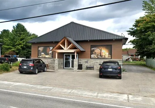 Propriété commerciale à vendre - 1446 Boul. Bona-Dussault, Saint-Marc-des-Carrières, G0A4B0
