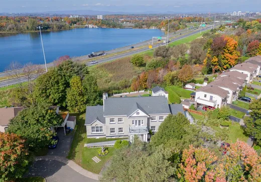 Propriété commerciale à vendre - 3100 Av. des Églises, Charny, G6X1V7