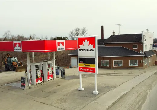 Propriété commerciale à vendre - 28-30 Ch. Victoria O., Lac-Mégantic, J0B1Y0