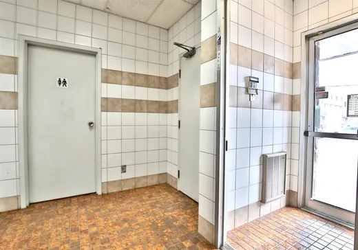 Propriété commerciale à vendre - 2980 Av. Ste-Catherine, Saint-Hyacinthe, J2S 7Y3
