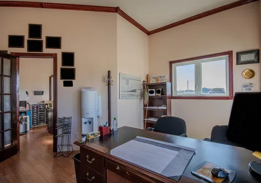 Propriété commerciale à vendre - 2880-2888 Rue Sherbrooke, Magog, J1X 4G4