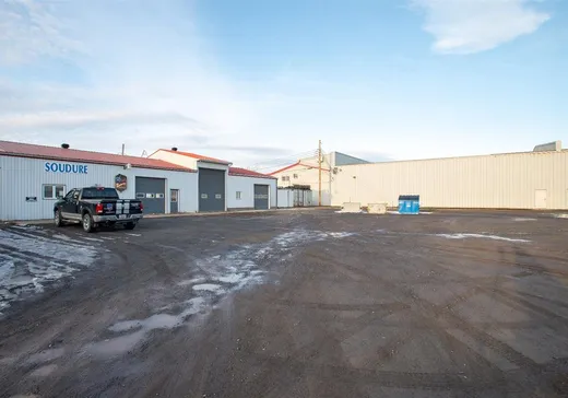 Propriété commerciale à vendre - 703 Route du Président-Kennedy, Pintendre, G6C1E1