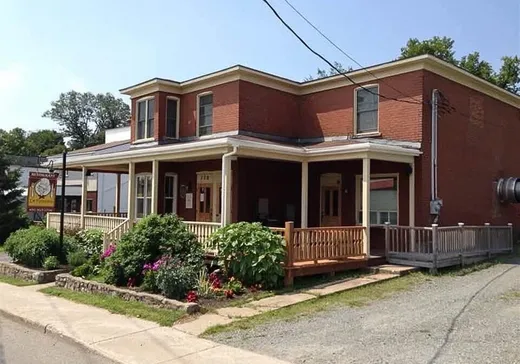 Propriété commerciale à vendre - 338-338A Rue des Érables, Brownsburg-Chatham, J8G2Y3