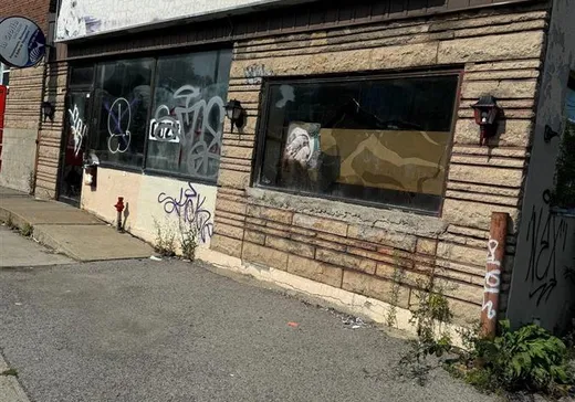 Propriété commerciale à vendre - 4111 Rue Beaubien E., Montréal (Est), H1T1S3