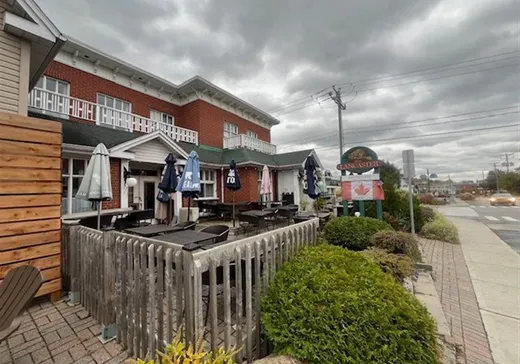 Commercial Property for Sale - 429 Rue Main, Hudson, J0P 1H0