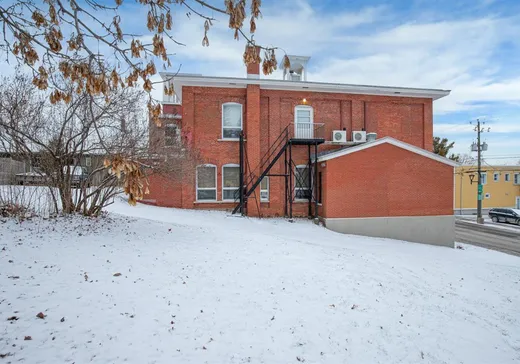 Propriété commerciale à vendre - 1 Rue Principale, Bedford, J0J 1A0