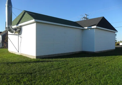 Propriété commerciale à vendre - 35 Rue Noël, Matane, G4W 9G8