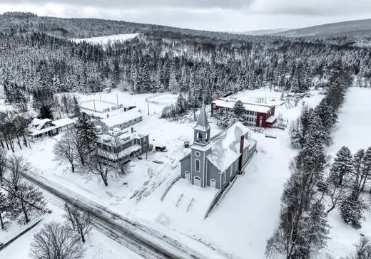 Propriété commerciale à vendre - 537 Route Vianney, St-Ferdinand, G0N 1N0