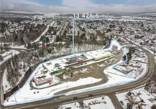 Propriété commerciale à vendre - 100 1re Rue, Thetford Mines, G6G4Y2